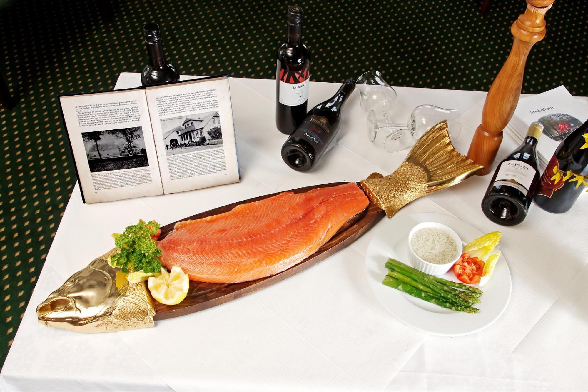 Solyst Kro- Restaurant Og Hotel I/S Aabenraa Buitenkant foto
